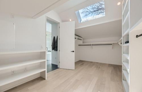 Bouldin Casa | Modern House Downtown View with Pool & Hot Tub