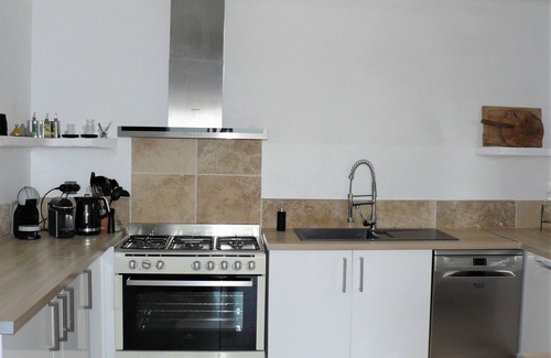 Chateauneuf-Grasse Villa | Modern House with Pool and Beautiful Terrace Sea View - BENAKEY