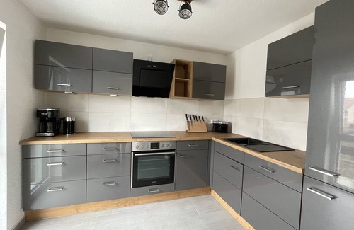 Klinga Apartamento | Modern "industrial style" vacation apartment with terrace + nearby playground