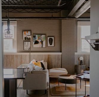 Benton Harbor Apartamento | Modern Industrial Loft for Two