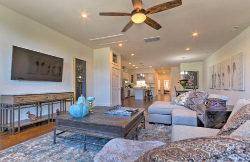 Waynesville Apartamento | Modern Main St Apt in Downtown Waynesville!