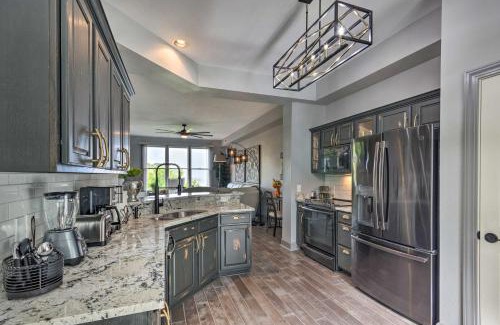 Mountain Air Apartamento | Modern Mountain-View Smokies Retreat with Balcony