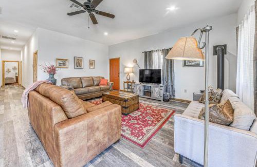 Alto Casa | Modern Mtn Home with Sports Court, Near Alto Lake!