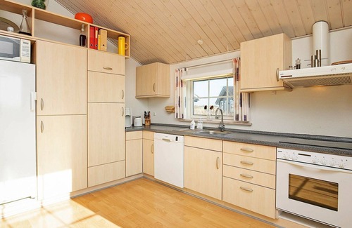 Lokken Casa | Oasis Moderno en Lokken Escenico-By Traum