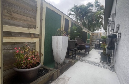 Sunrise Casa | Modern style home with your own private entrance and Bathroom , Free WIFI avail