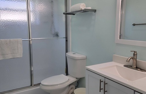 Plantation Casa | Muy Central, Suite en una Comunidad Tranquila y Segura.