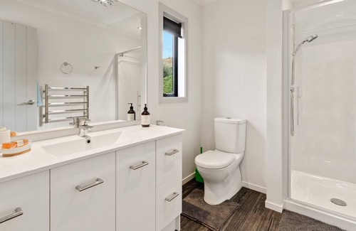 Clyde Casa | MODERN TOWN HOUSE , EXCELLENT LOCATION