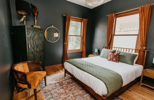 Nevada City Hotel | Modern Victorian in the heart of downtown Nevada City