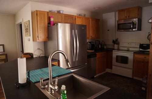 Salisbury Casa | Para toda la familia de vacaciones Lakehouse! Disfrute de nuestro litoral, y la atracción local!