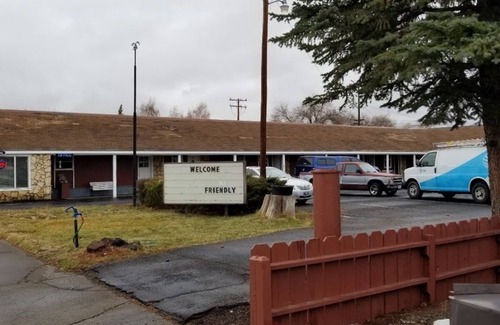 Alturas Hotel | Modoc Inn