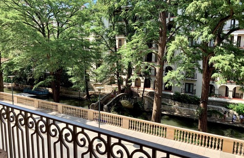 Downtown San Antonio Hotel | Mokara Hotel & Spa San Antonio
