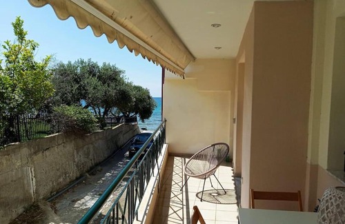 Mola Kalyva Apartamento | Mola Kassandra1, (20m from the sea)