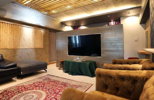 Minami Apartamento | MolinHotels701-札幌市定山渓天然温泉に紅葉シーズン到来-W-beds5&S-2