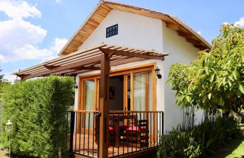 Santa Rosa de Cusubamba Hotel | Molino de Café Cabañas Lodge