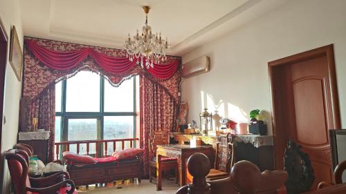 Chengyang Cama Y Desayuno | Mommy's home with breadfast and food and more