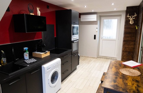 Venoy Apartamento | Mon p'tit Chalet-Apartamento-Apartamento-Baño privado con ducha-Vista al campo