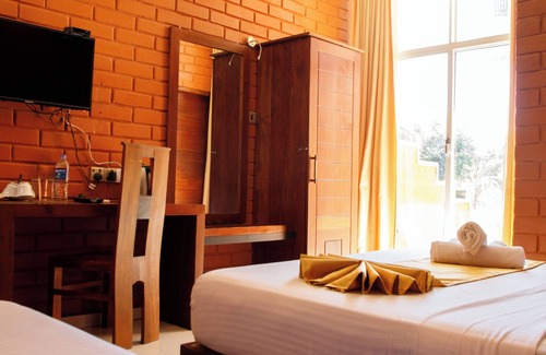 Anuradhapura Hotel | Monaara Leisure - Anuradhapura