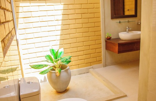 Anuradhapura Hotel | Monaara Leisure - Anuradhapura