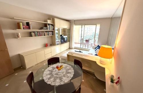 Fontvieille Apartamento | Monaco, elegant & quiet renovated apartment, in Fontvieille district, with terrace & pool, 15min walk to Port Hercule