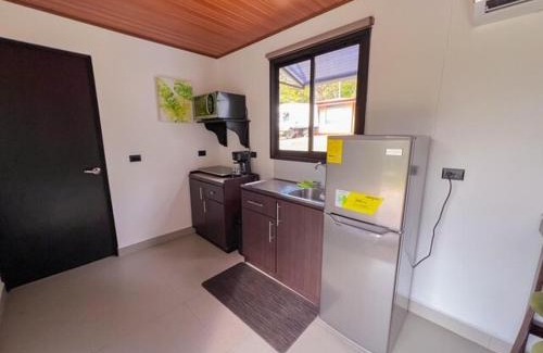 Tilarán Apartamento | Monarca's Rural Container Studio