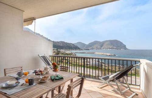 Addaura Apartamento | Mondello in Terrazza by DomuSicily