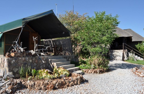 Outjo Alquiler De RV | Mondjila Safari Camp - Campsite