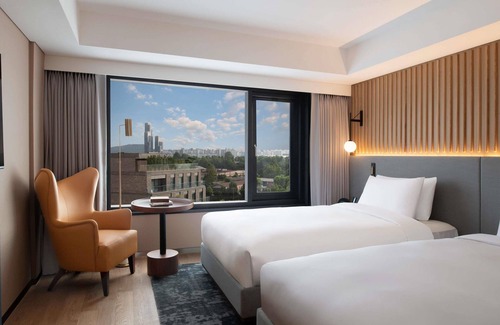 Seobinggo-dong Hotel | Mondrian Seoul Itaewon