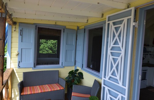 Stonyhill Cabaña | Monos por la ventana!