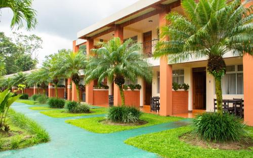 Aguas termales de Arenal Hotel | Montaña de fuego Mountain Resort & Spa