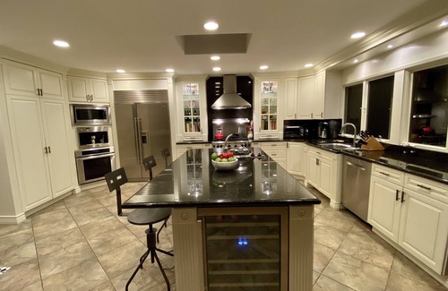 Montecito Villa | Idílico Montecito knolltop refugio anidado entre la montaña y el mar