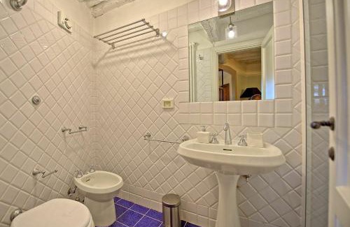 Montegufoni Villa | Montegufoni by PosarelliVillas