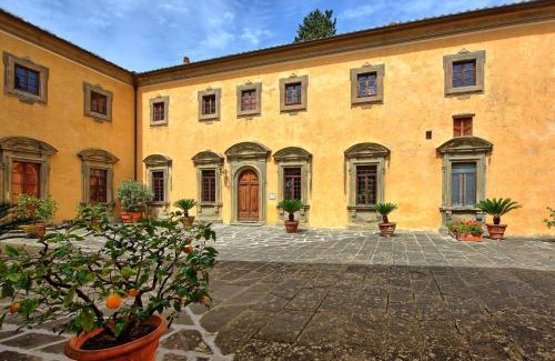 Montegufoni Villa | Montegufoni by PosarelliVillas