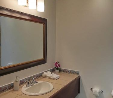 Damas Apartamento | Montello Quepos