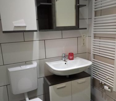 Oberteisbach Apartamento | Monteurwohnung