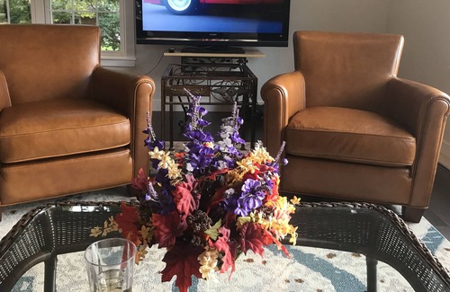 Alexandria Casa | CASA DE LUJO DE 4 TEMPORADAS, TODO NUEVO! ACCESO AL LAGO LE Homme Dieu, Muelle y Barco