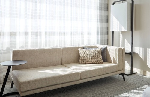 Dorval Hotel | Montreal Airport Marriott In-Terminal Hotel