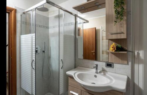 Monza Apartamento | Monza Park-Autodrome Suite with heated pool