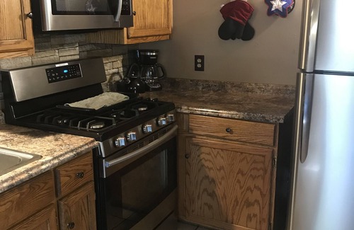 Big Bear Lake Cabina | ¡Ven a disfrutar de nuestro 4 Season Wonderland en las montañas Big Bear!