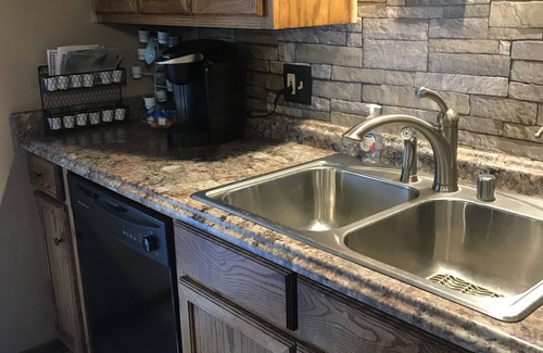 Big Bear Lake Cabina | ¡Ven a disfrutar de nuestro 4 Season Wonderland en las montañas Big Bear!