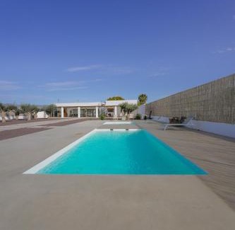 El Toyo Apartamento | Moott Homes Suites Villa Costacabana