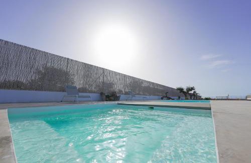 El Toyo Apartamento | Moott Homes Suites Villa Costacabana