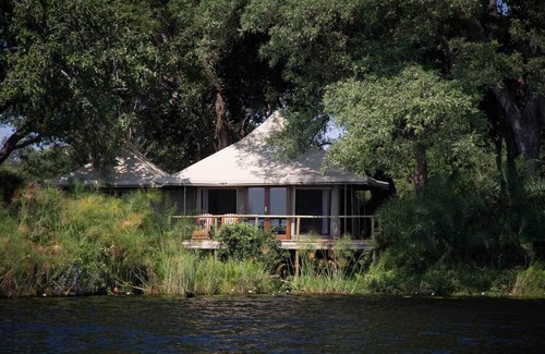 Gumare Alquiler De RV | Mopiri Camp