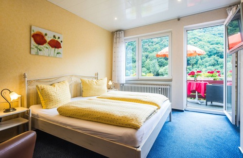 Ediger Hotel | Moselromantik Hotel Zum Löwen