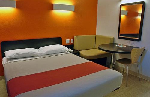 Tewksbury Hotel | Motel 6-Tewksbury, MA - Boston