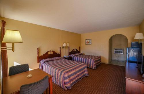 Marksville Hotel | Motel Masquerade