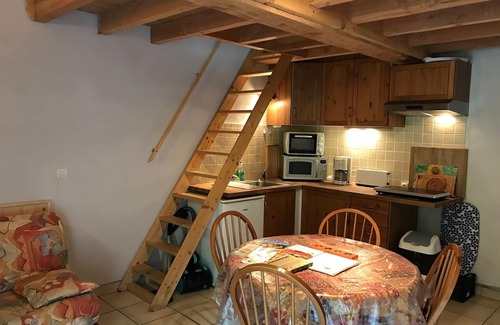 Ferrieres Cabaña | Molino de registro, la pesca de la trucha cama ideales, cangrejos de río, el descanso, senderismo, bicicleta de montaña