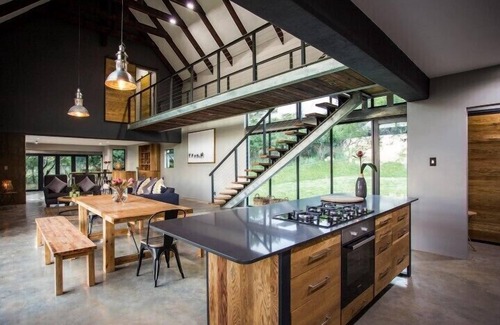 Thaba Chweu Cabina | Mount High Luxury Country Lodge