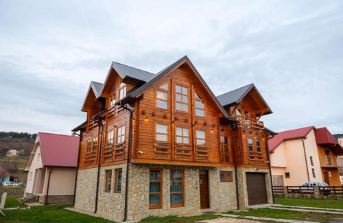 Kolasin Chalet De Esquí | Mountain Boy chalet with sauna