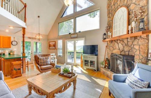 Blairsville Casa | Mountain Cabin with Covered Decks and Fire Pit!