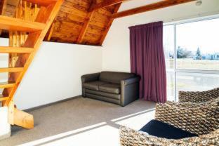 Twizel Hotel | Mountain Chalets Motel